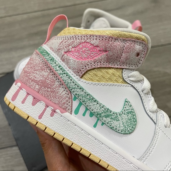 Air Jordan 1 Mid PS “the ice cream “ paint drip - Picture 2 of 8